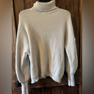 Zenana Turtleneck Cream Sweater Size Medium Balloon Sleeves